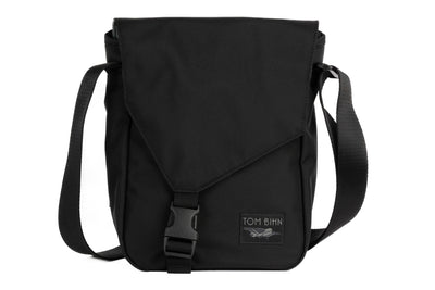 visible variant TB0201-BKGL^^A Small Cafe Bag in Black 630 Ballistic/Mountain Grey 210 Cerylon.