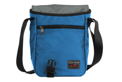 visible variant TB0201-NKGL^^A Small Cafe Bag in Constellation (light blue) 525 Ballistic with a Mountain Grey (grey with light grey grid) 210 Cerylon interior.