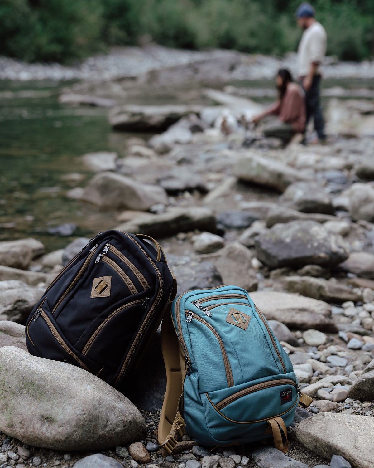 visible lifestyle^^GE Synapse 19 and GE Synik 30 at a stream