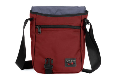 visible variant TB0201-MKDL^^A Small Cafe Bag in Mars Red Ballistic with a Dusk (blue-grey) 210 Cerylon interior.