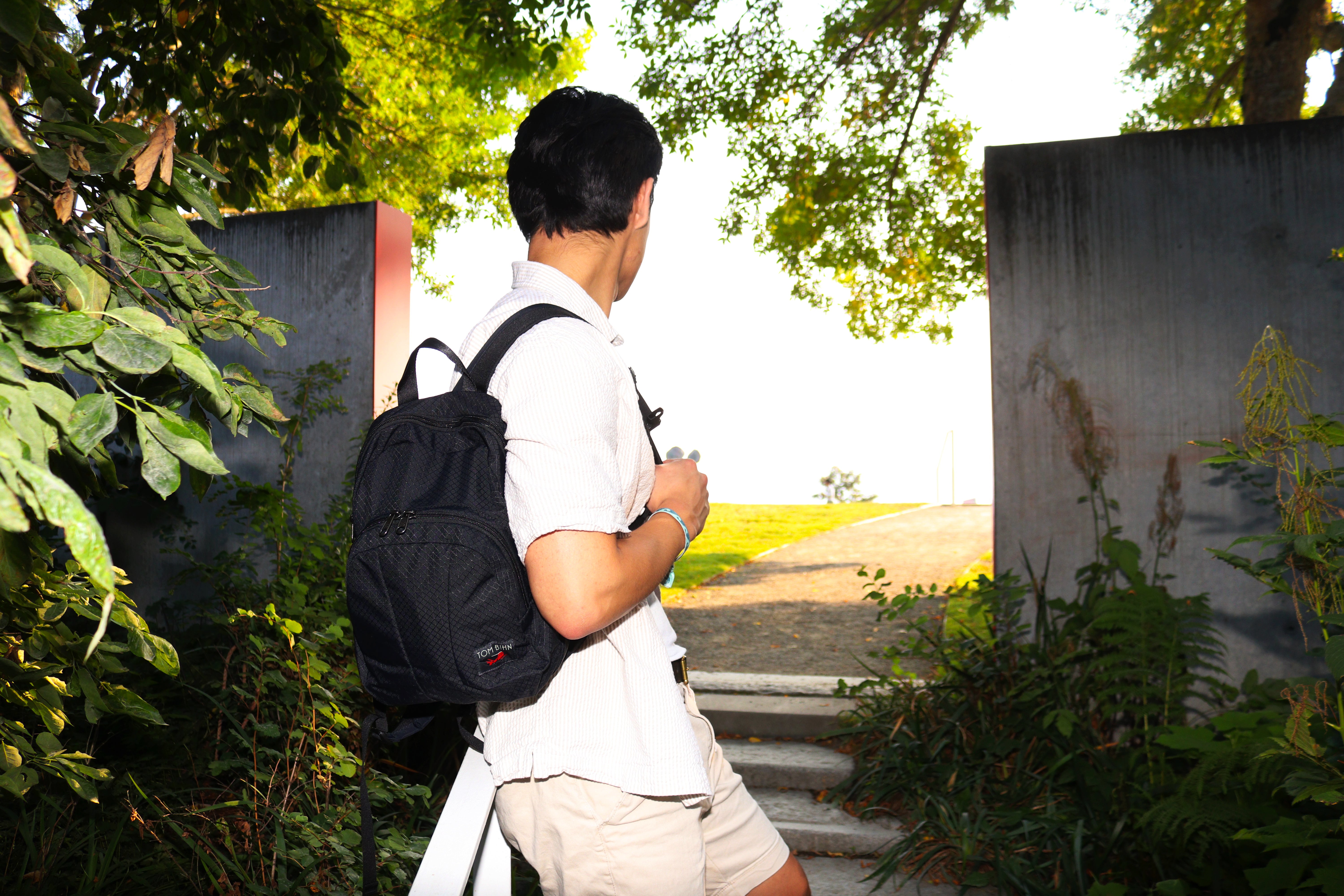 TOM BIHN Paradigm, Small Backpack with 3D pocket, 9.4L, 9.8