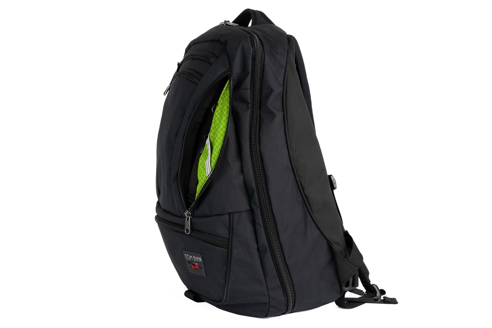 visible variant TB0121-BX1D^^Synik 30 in Black X-Pac with Kiwi (bright green with white grid) interior.