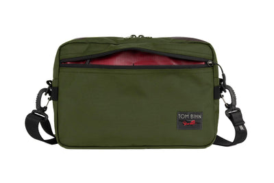 visible variant TB0415-VKSL^^Side Hustle in Saguaro Ballistic with Sangria 210 Cerylon interior