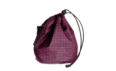 visible variant TB0662-5D^^A Medium, clear-bottomed Yarn Stuff Sack in Acai (dark purple with white grid) 200 Halcyon.