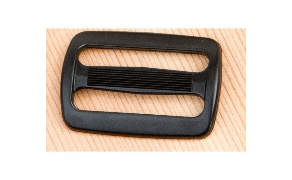 visible variant PT056838 PT056825^^A pair of 1.5" tri-glides.
