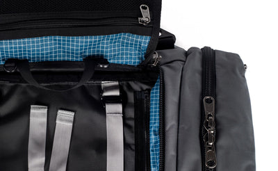 detail visible^^Features of the main compartment