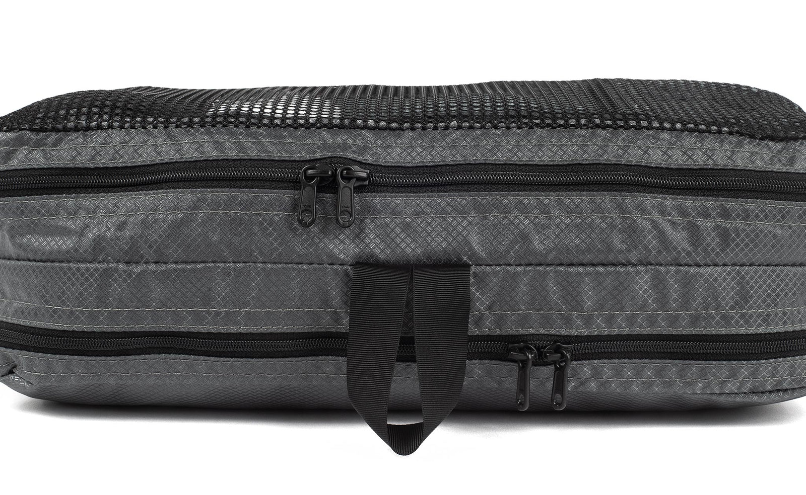 detail visible variant TB90505-GE TB90605-GE^^Large or Small Laundry Packing Cube in Graphite Piscine