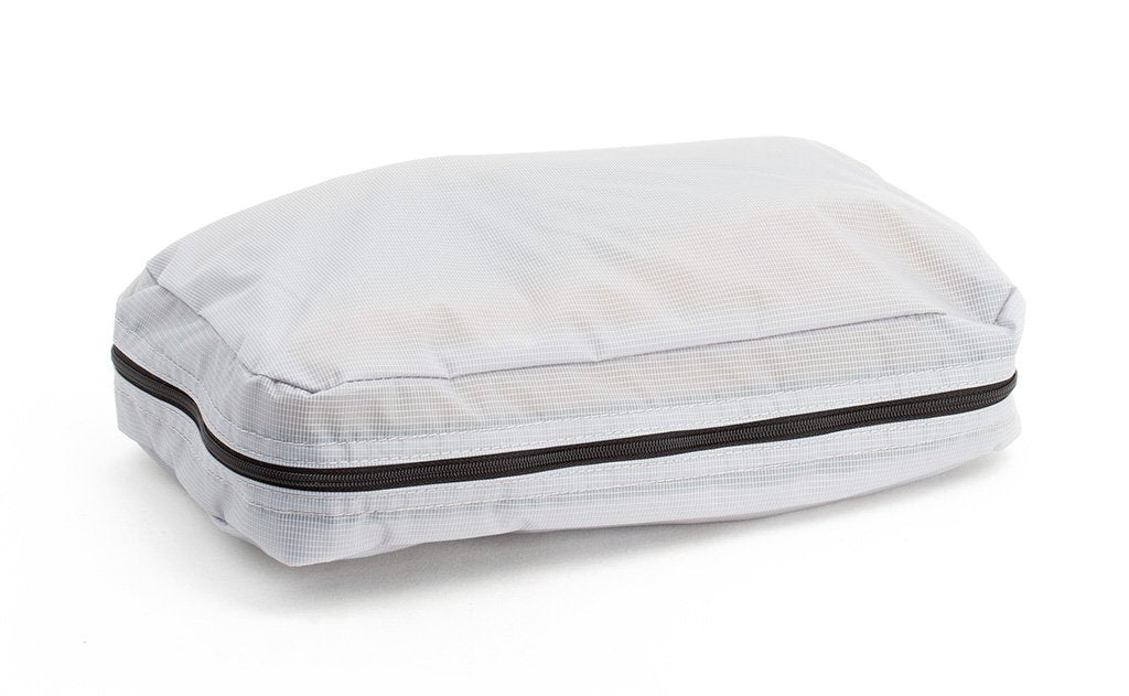 visible variant TB90502-NE^^A filled and zipped closed Northwest Sky (light grey) Aether End Pocket Aeronaut 30 Packing Cube.