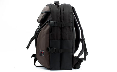 visible variant TB0114-RKGL TB0114-RKLJ^^A profile shot of the Brain Bag in Ursa (greyish-brown) 525 Ballistic.