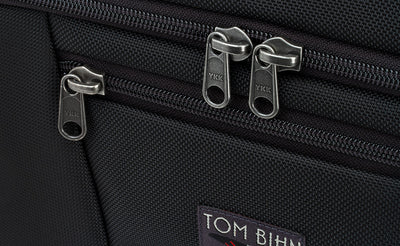 detail visible^^Close-up of the zippers on the front of the bag