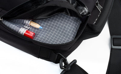 lifestyle visible^^Close-up of a pen and pencil in the organizer pockets of the Co-Pilot.