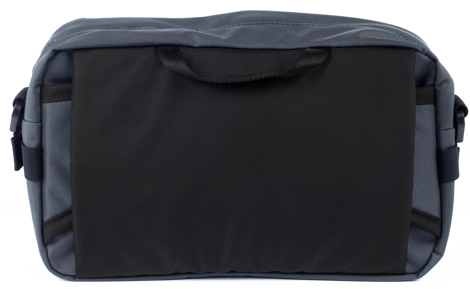 detail visible^^The rear of the Le Grand Derriere with its hip belts tucked into their pockets to create a flush back.