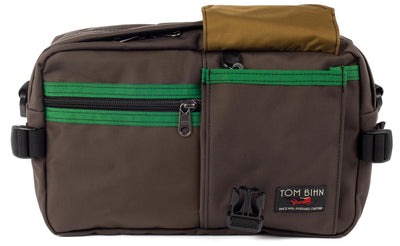 visible variant TB0425-RKCJ^^The LGD in Ursa/Hunter/Coyote. Front view, front buckle pocket lifted up to show the Coyote lining.