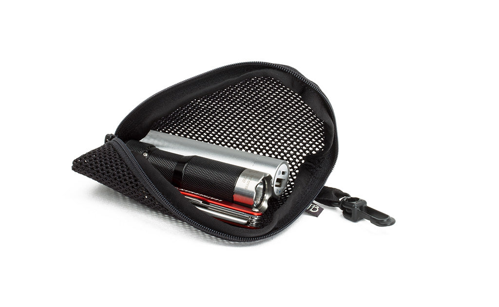 TOM BIHN Ghost Whale Organizer Pouch, L-Shaped Opening