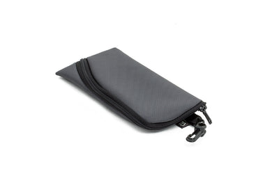 visible variant TB12452-GK^^ A Small Ghost Whale Pouch in Nebulous Grey (dark grey).