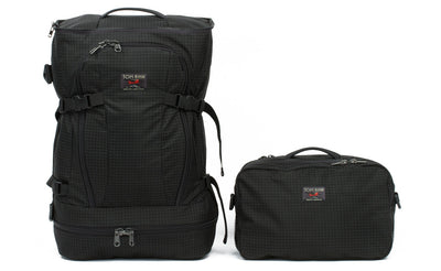 visible variant TB0907-BHID TB0907-BHND^^The main bag of the Hero's Journey next to the top pocket.