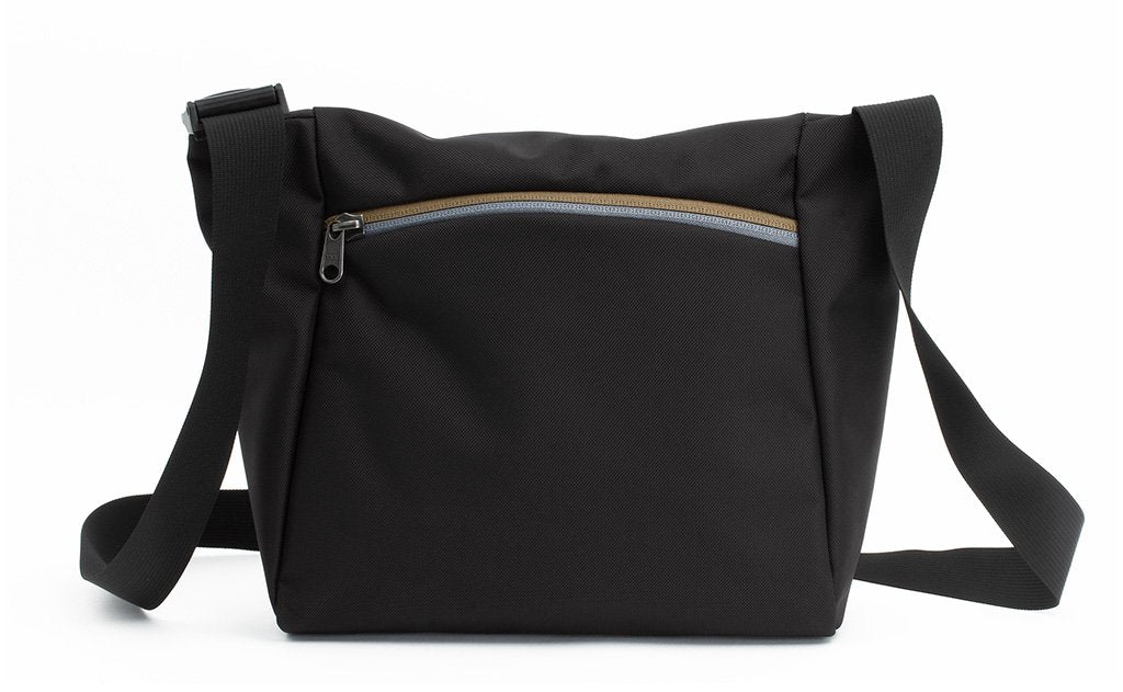 visible variant TB1415-BK1Z^^Reverse shot of an Icon in Black 525 Ballistic with multicolor zippers.