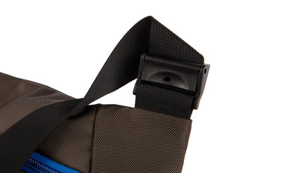 detail visible^^Close shot of the locking slider on the shoulder strap of the Icon.