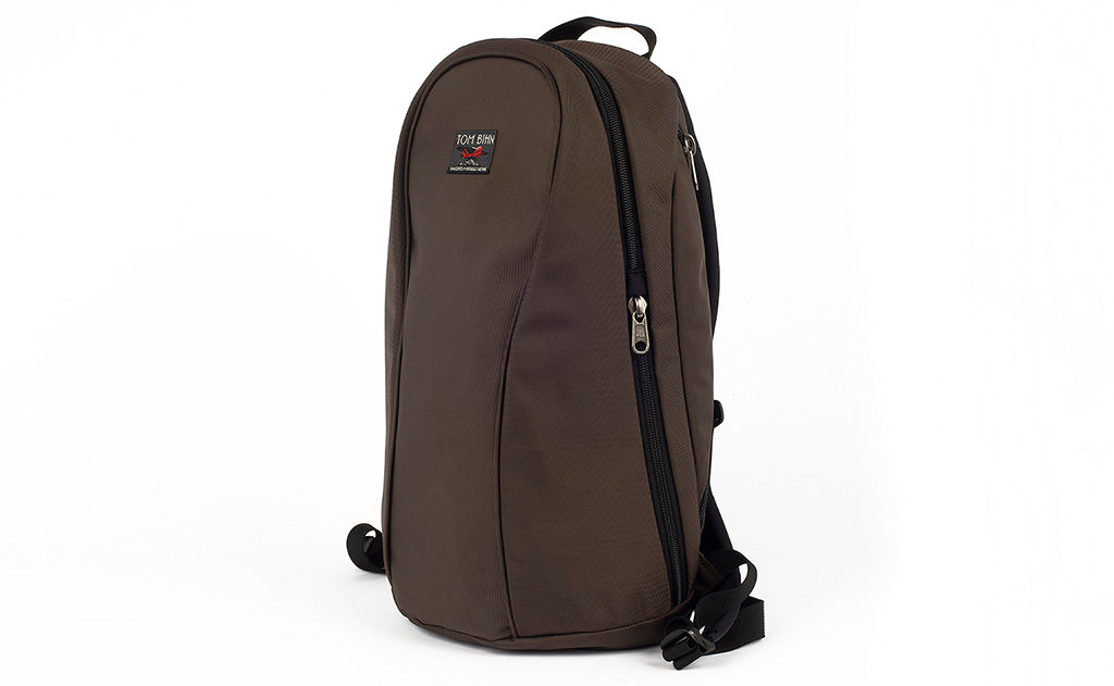 visible variant TB0108-RKIJ^^A profile shot of the Luminary 15 in Ursa (brown-grey) 525 Ballistic.