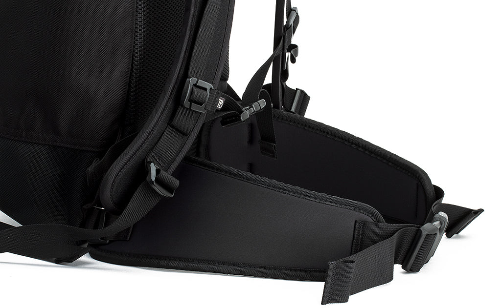 visible variant TB0509B-BA^^The Shadow Guide Padded Hip Belt in Black.