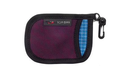 visible variant TB1229-ABLD^^A Pocket Pouch in Aubergine with a Island interior.