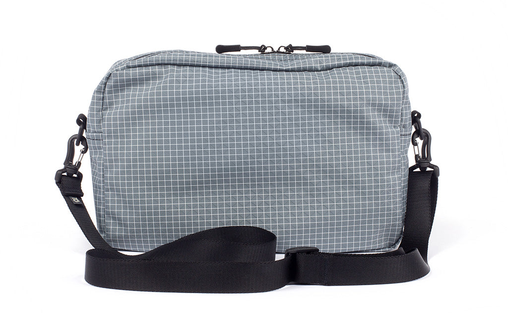 Tom Bihn パッキングキューブショルダーバッグ TOM BIHN Packing Cube Shoulder Bag, 6.5L, 12.2