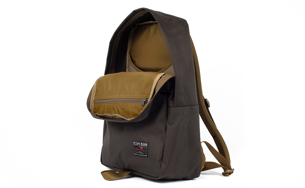 visible variant TB0923-RK^^Interior shot of the Guide's edition Paragon in Ursa