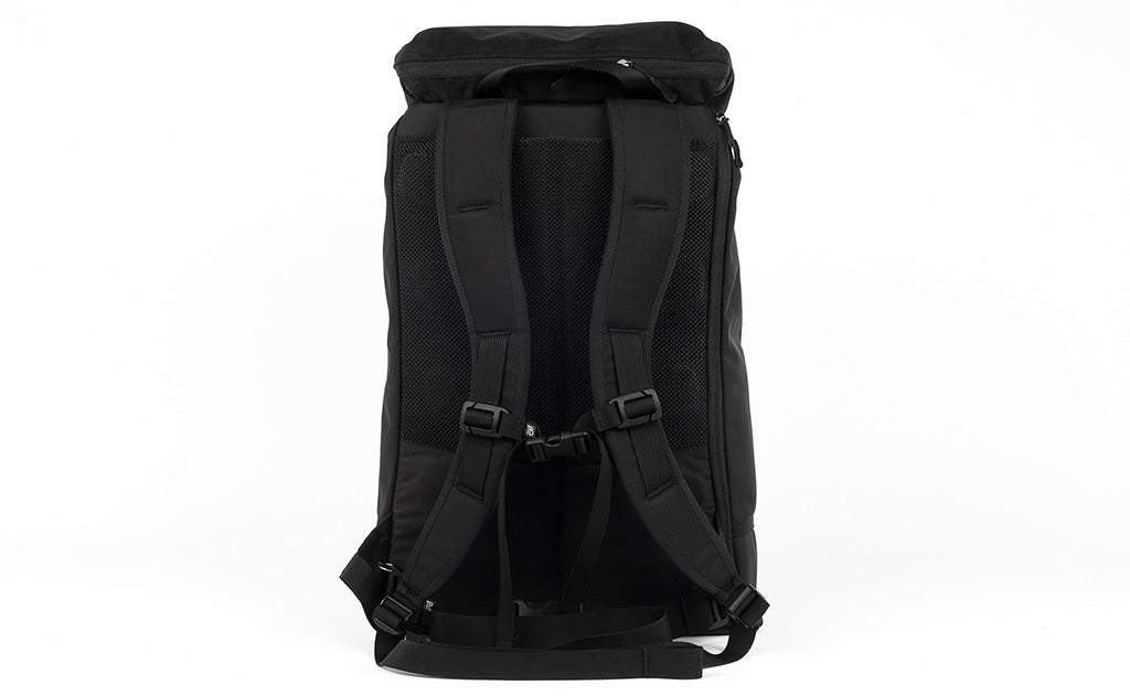 TOM BIHN Shadow Guide 33, Hiking-Inspired Top Loader, 33L