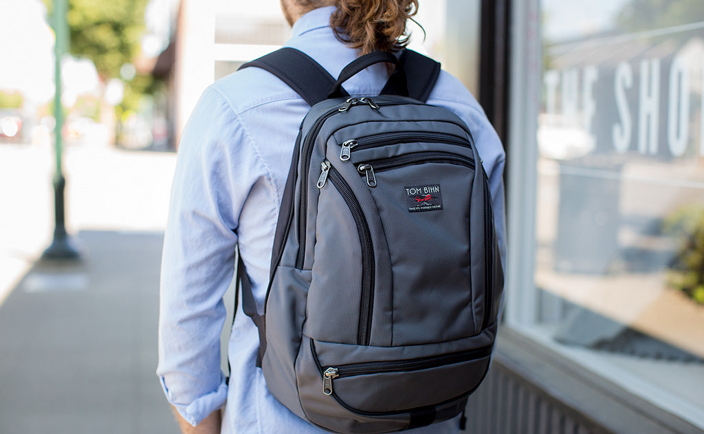 TOM BIHN Synapse 19, Everyday Carry Backpack, 19L Deep Blue Ballistic/Coyote 200 Halcyon TOM BIHN Synapse 19, Everyday Carry Backpack, 19L Deep Blue Ballistic/Coyote 200 Halcyon