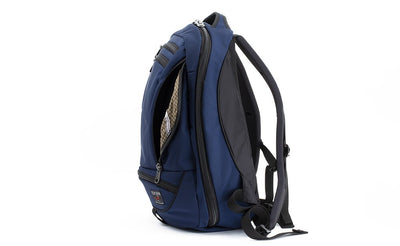 visible variant TB0120-DKCD^^Side profile of Synik 22 in Deep Blue with Coyote Halcyon interior.