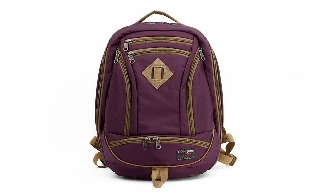 visible variant TB0182-UK^^A face shot of the Guide's Edition Synik 22 in Aubergine (dark purple) 525 Ballistic.