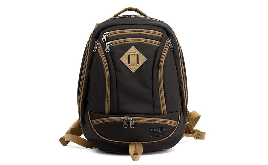 visible variant TB0182-BK^^A face shot of the Guide's Edition Synik 22 in Black 525 Ballistic.