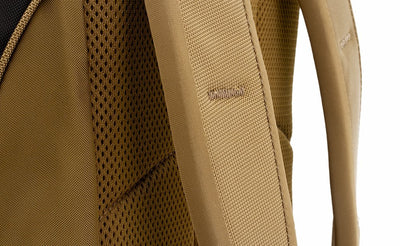 detail  visible^^A close shot of the bartacking on the Guide's Edition Synik 22's shoulder straps.