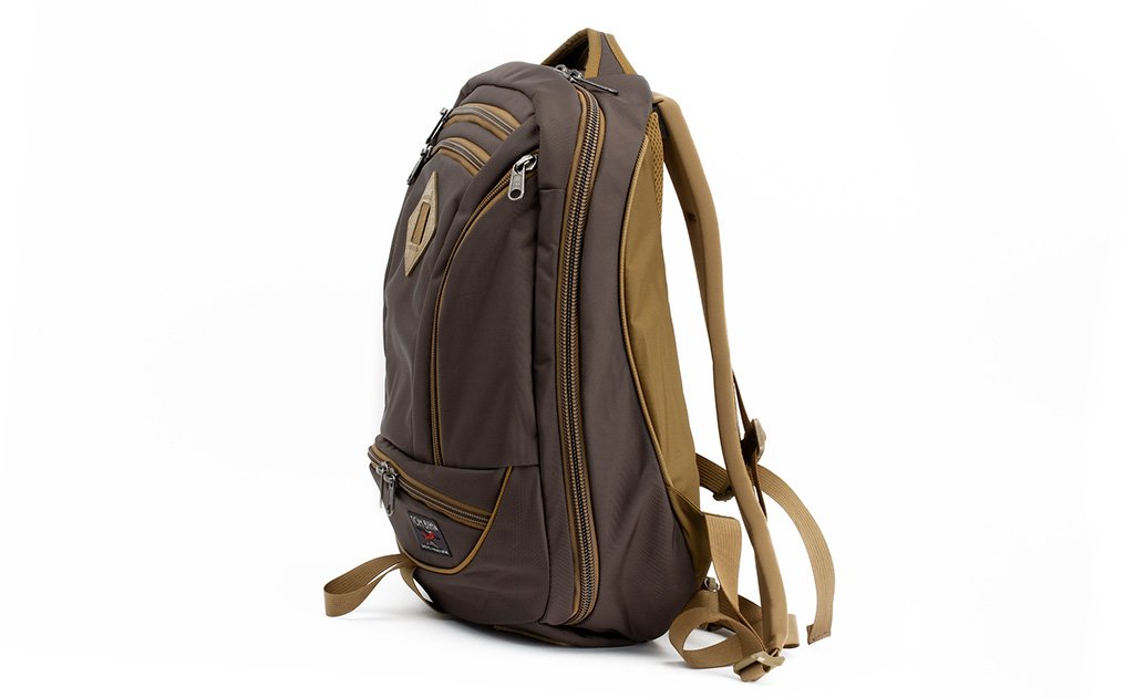 visible variant TB0182-RK^^A profile shot of the Guide's Edition Synik 22 in Ursa (brown-grey) 525 Ballistic.