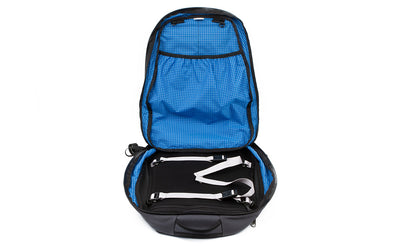 detail visible^^The clamshell opening of the Synik 30 opened showing the main compartment with included lash straps.