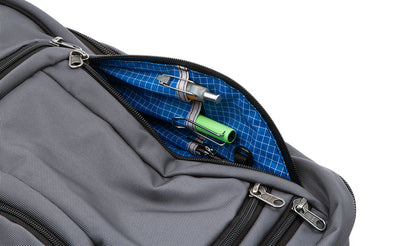detail visible^^Some pens in the internal pen slots in the left pocket of the Synik 30.