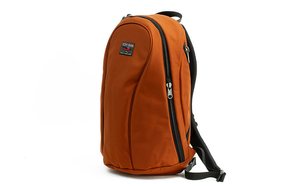 visible variant TB0107-TKLJ^^A profile shot of the Luminary 12 in Burnt Orange 525 Ballistic.