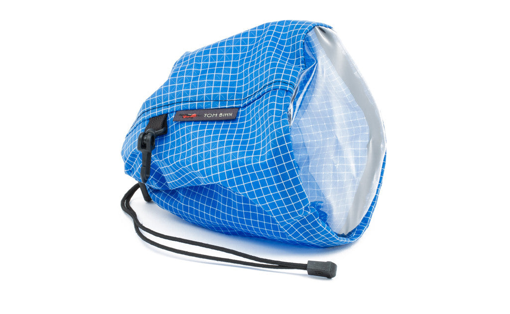 visible variant TB0662-LD^^A medium, clear-bottom Yarn Stuff Sack in Island (blue with white grid) 200 Halcyon.