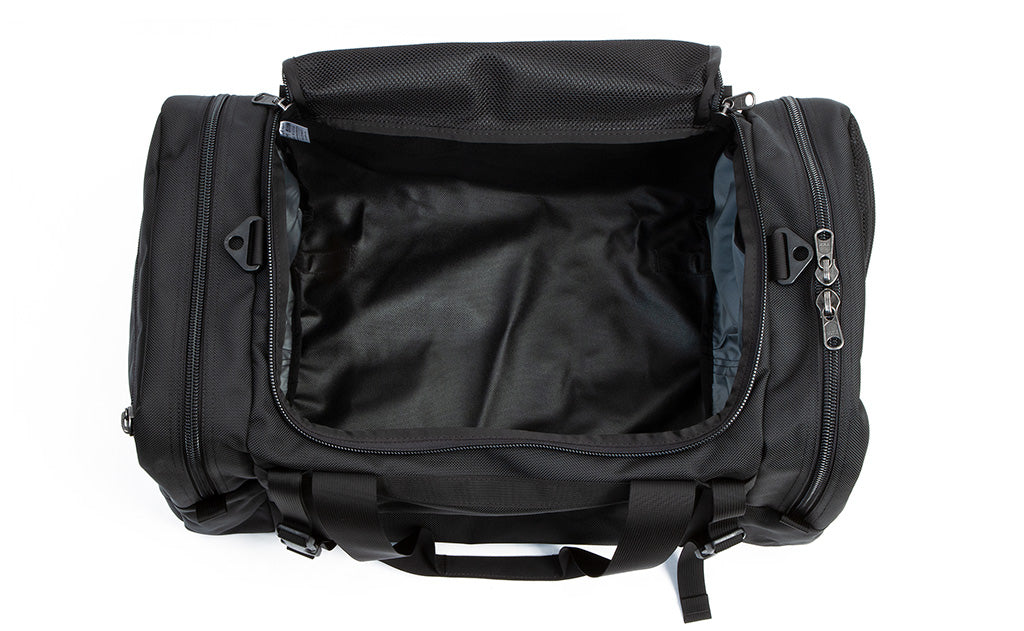 visible detail^^An above shot of the main compartment of the Road Buddy Duffel 36.