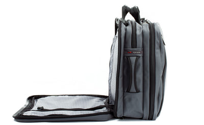 visible variant TB0940-SBND^^A Tri-Star in Steel (medium grey) 1050 Ballistic with an Northwest Sky (light grey with white grid) 200 Halcyon interior.