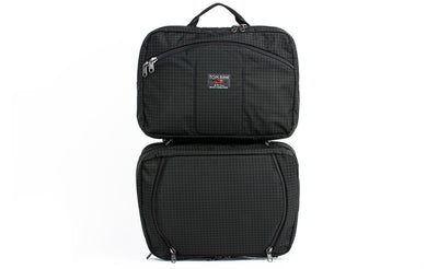 visible variant TB0975-BHND^^A side-on shot of A shot of the face of The Stowaway in Black (black with grey grid) 400 Halcyon with the main compartment open.