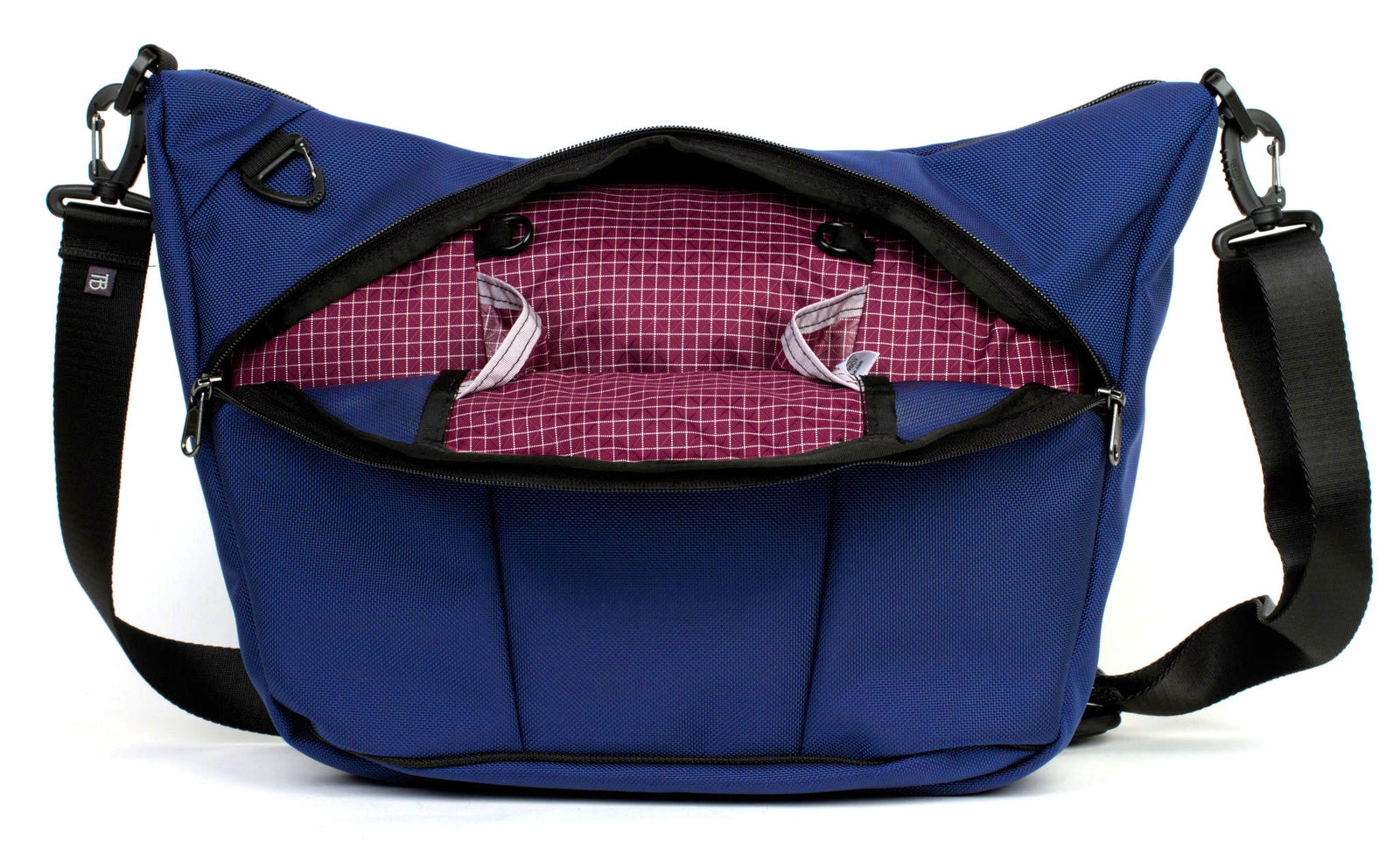 visible variant TB1405-NB5D^^Parental Unit in Navy 1050 Ballistic with an Acai 200 Halcyon interior.
