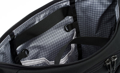 detail visible^^Close shot of zippable interior pockets in the main compartment.