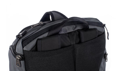 visible detail ^^ A close shot of the top portion of the Techonaut 30, showing the laptop compartment.