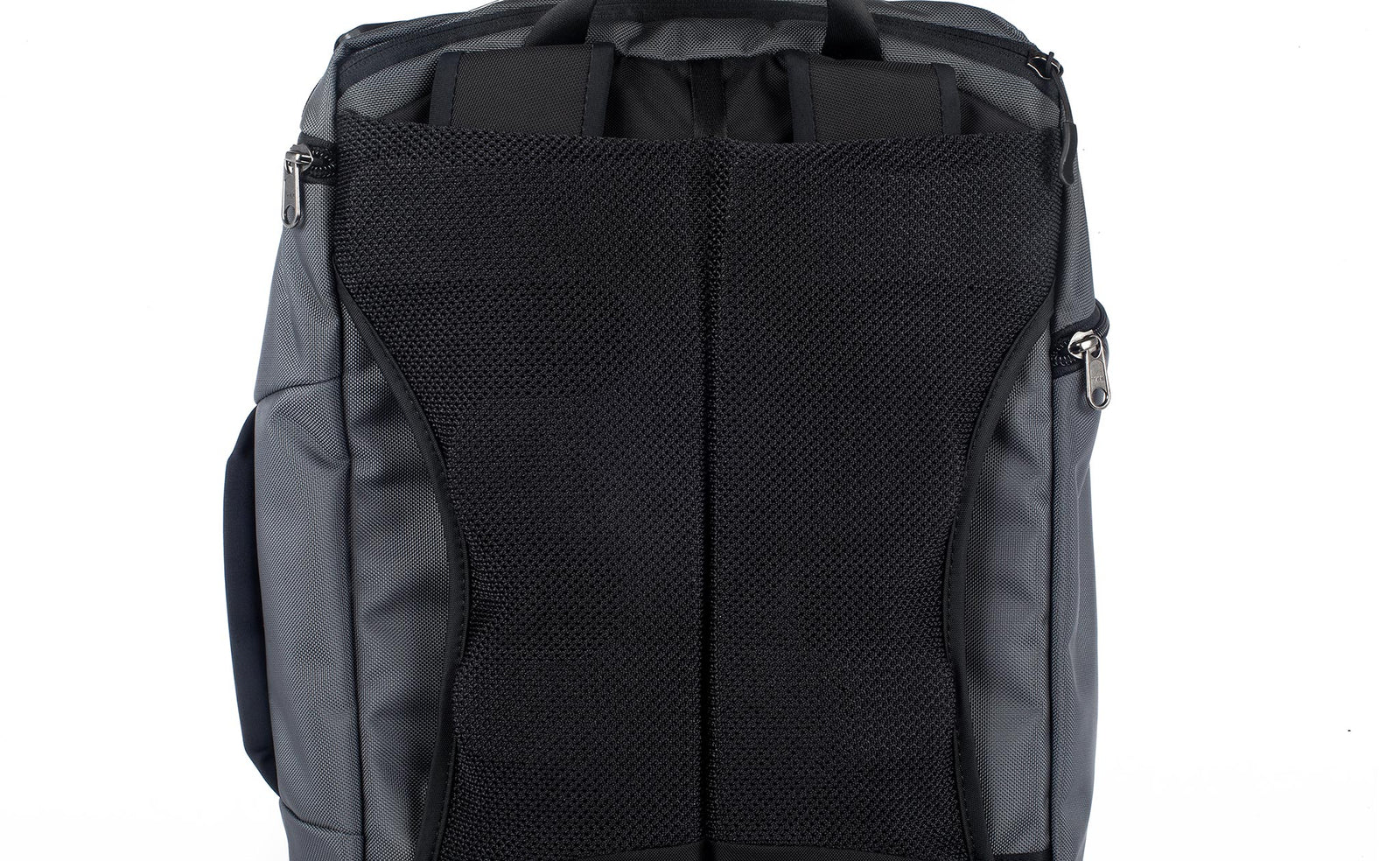 visible detail ^^ A close up of the back panel of the Techonaut 30 with the shoulder straps tucked away.