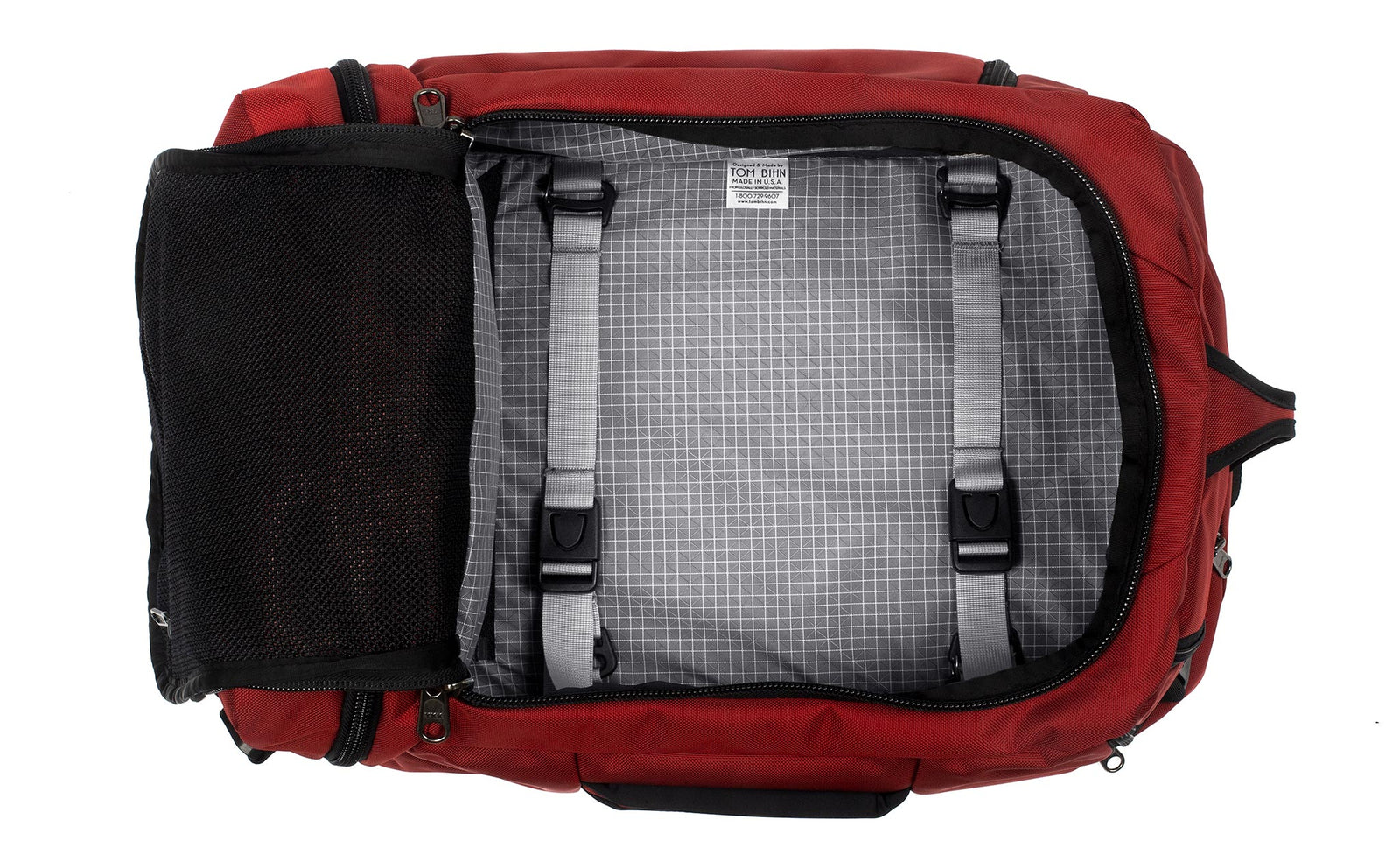 visible variant TB0902-MKND^^ An open Techonaut 30 with a Mars Red (brick red) exterior and a Northwest Sky (grey) interior.