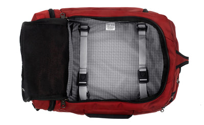 visible variant TB0902-MKND^^ An open Techonaut 30 with a Mars Red (brick red) exterior and a Northwest Sky (grey) interior.
