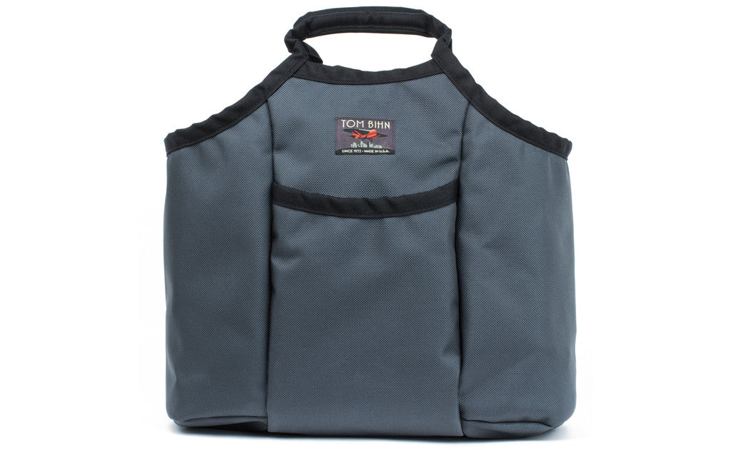 visible variant TB0620-SBNN^^The Moveable Feast in Steel (medium grey) 1050 Ballistic.