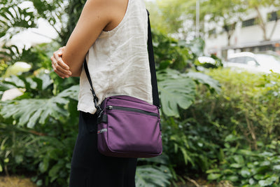 visible lifestyle^^A person wearing the Side Kick.