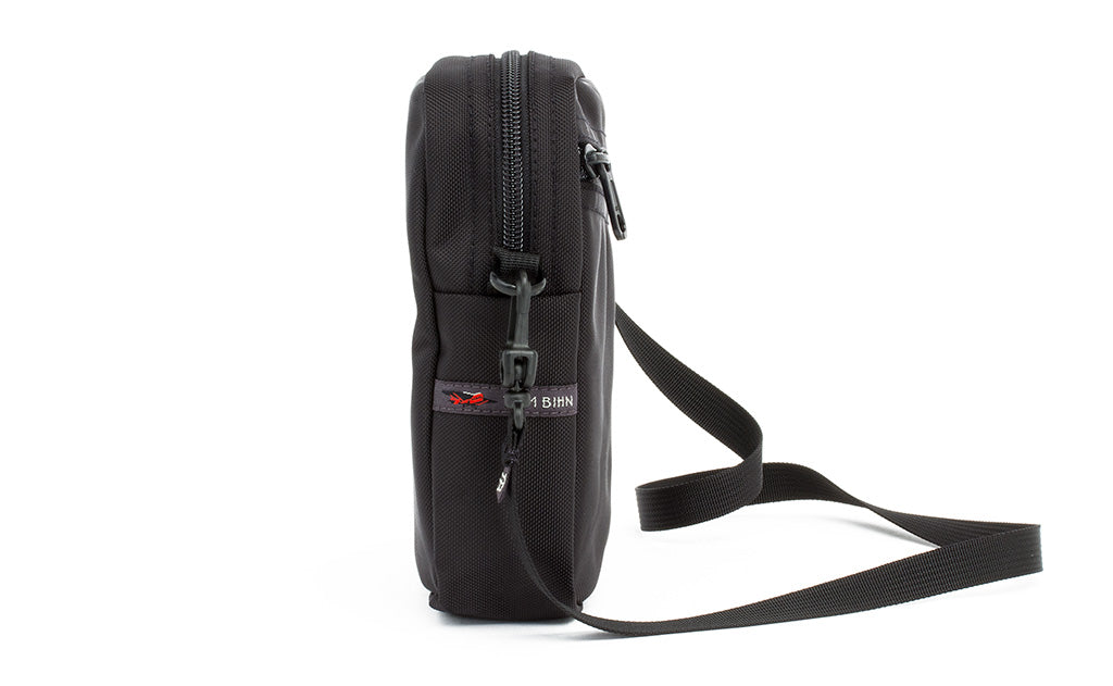 visible variant TB0416-BKGE TB0416-BKVE TB0416-BKNE^^Everyday Cubelet in Black.
